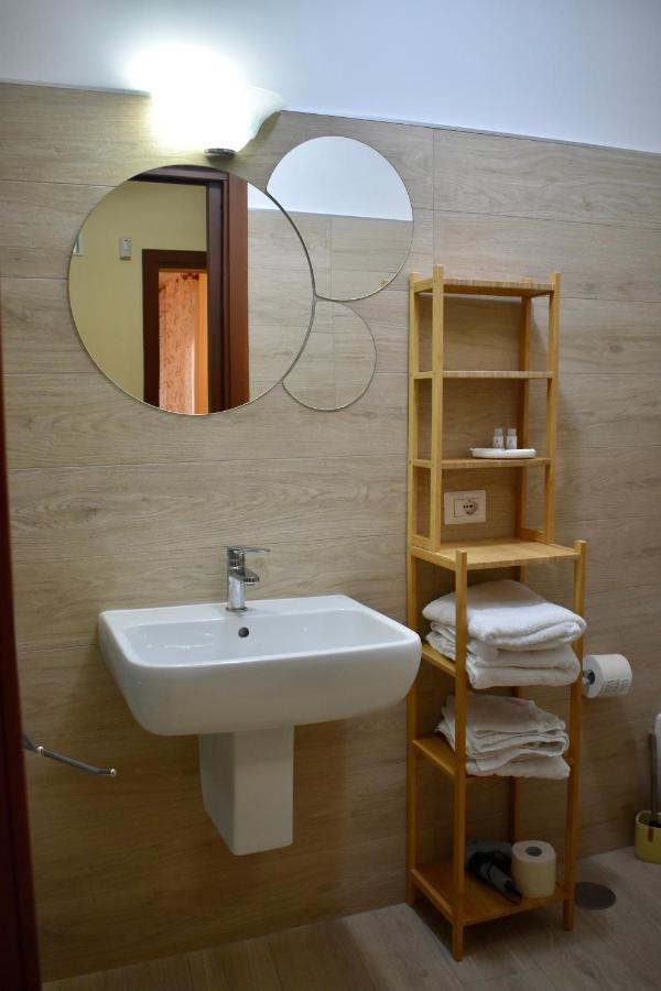 Bed and Breakfast Dimora Normanna Aversa Exterior foto
